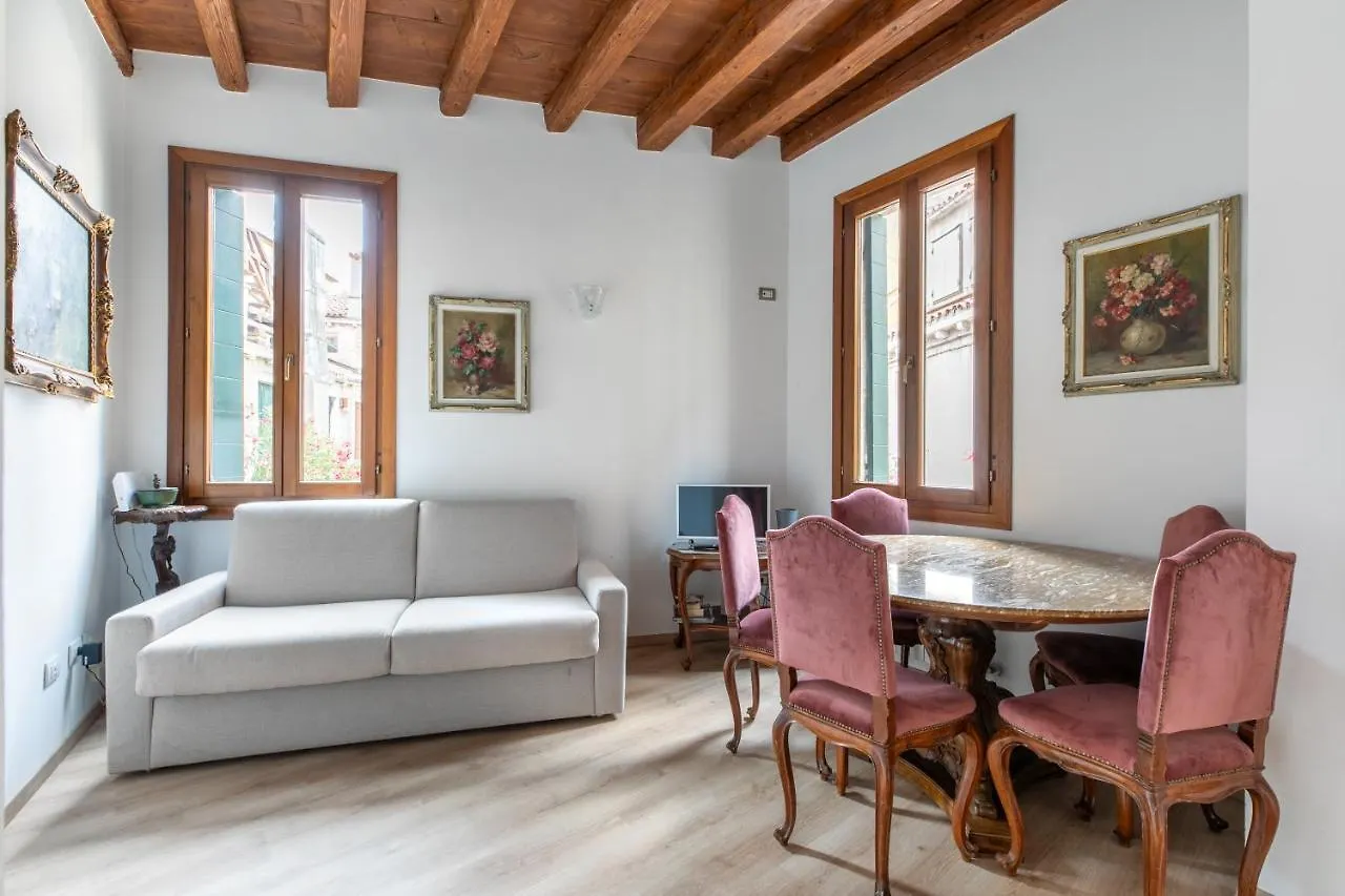 Apartment Venice Love Suite